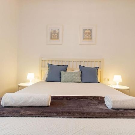 Triana Alfareria Suites By Valcambre Seville Exterior photo